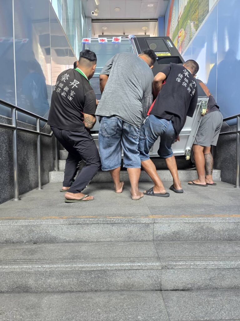 高雄-大型家具設備-搬運-榮昇搬家